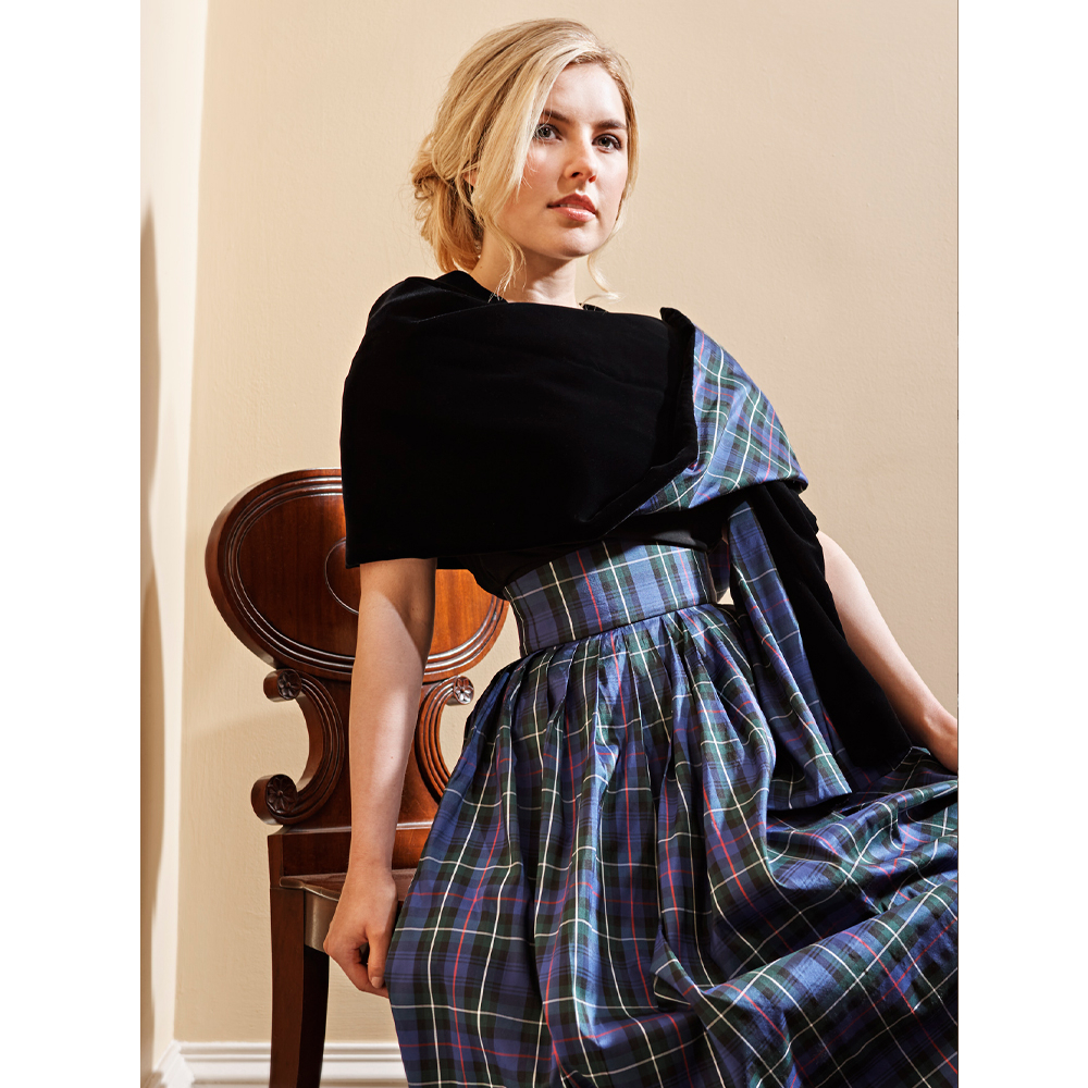 HIRE) : FULL HIGHLAND DRESS KILT OUTFIT INSPIRED BY CELTIC TARTAN