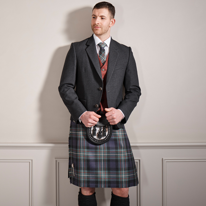 Luxury Tartan Sash by Scotweb | Tartan fashion, Tartan sash, Scottish  traditional dress